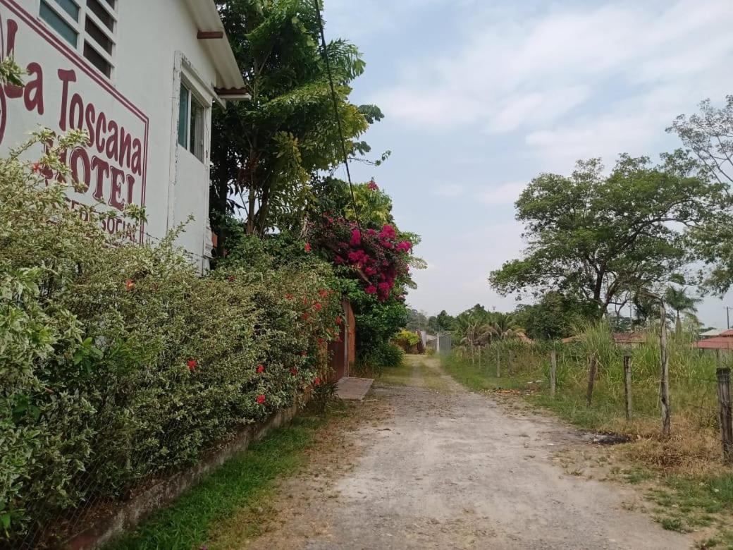 Hotel Campestre La Toscana 比亚维森西奥 外观 照片
